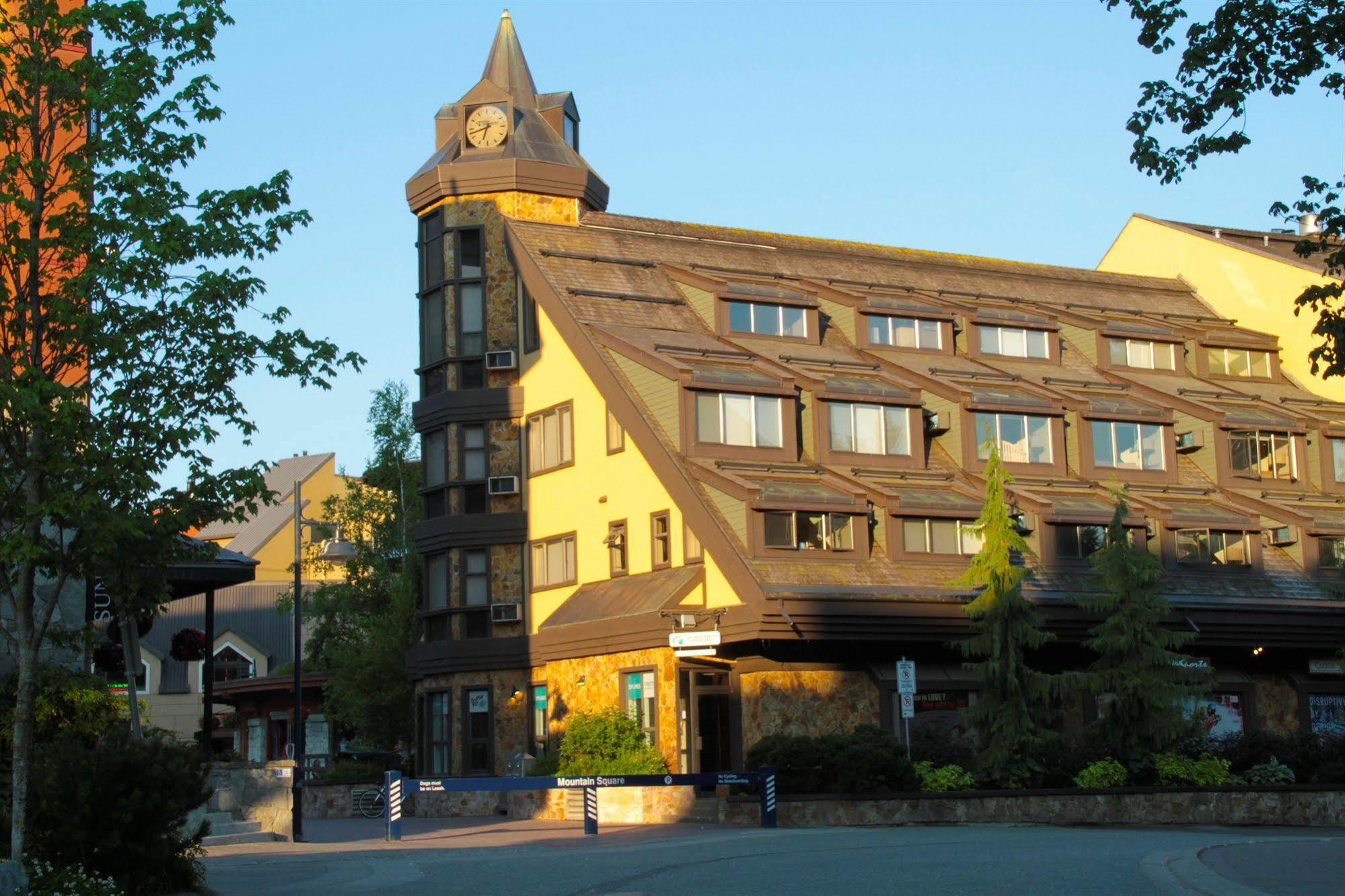 Clock Tower Resort Whistler Esterno foto