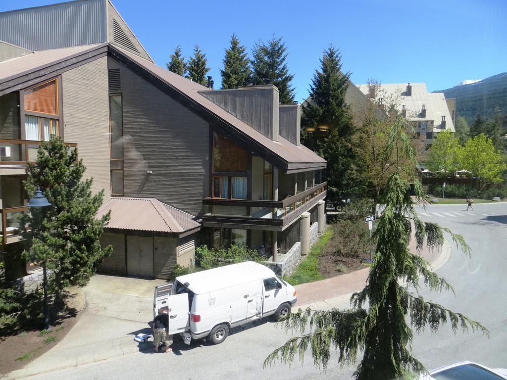 Clock Tower Resort Whistler Esterno foto